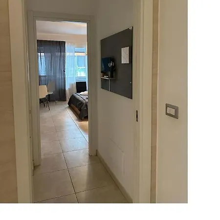 Stazione - Deep House * Бари