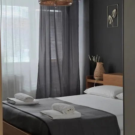 Apartment Stazione - Deep House *