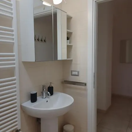 Stazione - Deep House